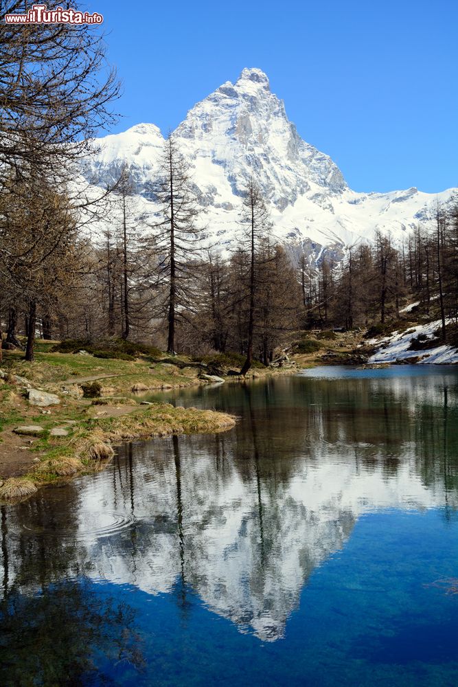 Immagine Il lago blu della Valtournenche in Valle d'Aosta