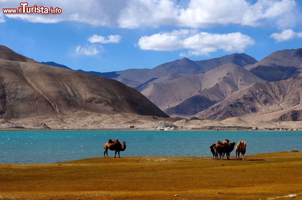 Immagine Il lago di Karakul nel Pamor in Cina