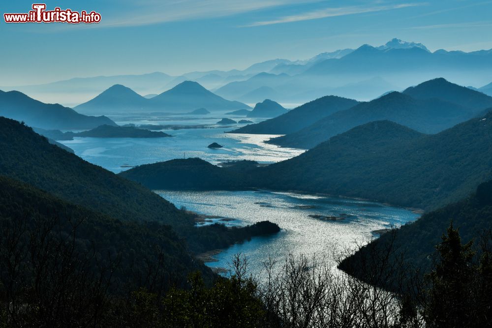 Immagine Il lago di Skadar fotografato in Montenegro