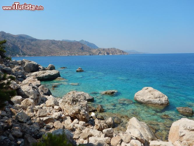 Immagine Il mare di Apela a Karpathos in Grecia