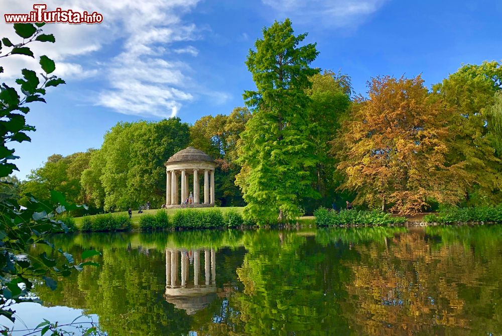 Immagine Il Memoriale di Leibniz nei Giardini i Giorgio ad Hannover in Germania