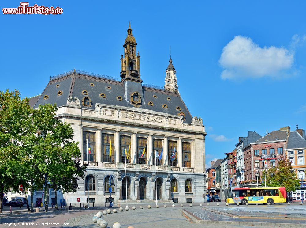Immagine Il Municipio di Charleroi in Belgio - © skyfish / Shutterstock.com