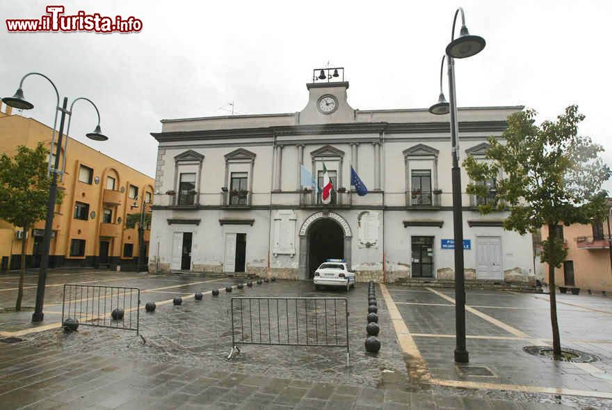 Immagine il Municipio di Villa Literno in Campania