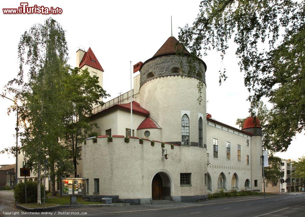 Immagine Il Museo di Kuopio, Finlandia. Questo spazio museale racconta la storia e gli insediamenti del Savo settentrionale, i mezzi di sussistenza e gli stili di vita locale - © Shevchenko Andrey / Shutterstock.com