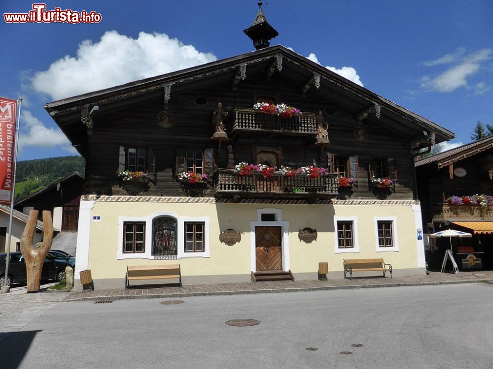 Immagine Il museo Heimat nel centro di Altenmarkt im Pongau (Austria) - ©  Luckyprof - CC BY-SA 3.0 at, Link