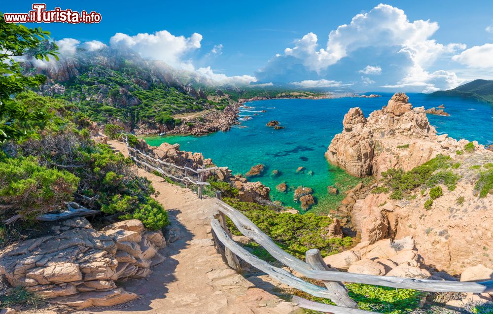 Immagine Il paesaggio frastagliato della Costa Paradiso nel nord della Sardegna