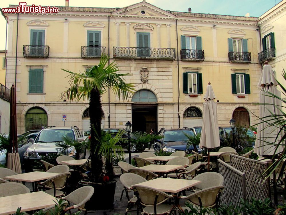 Immagine Il Palazzo D'Avalos-Laurelli in Piazza Trento e Trieste ad Isernia