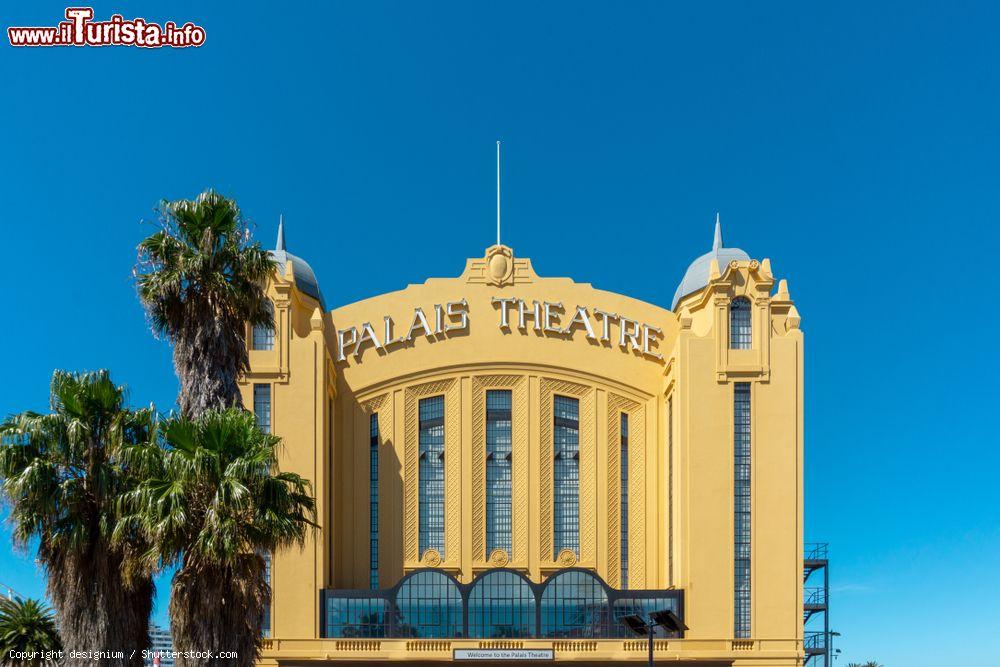 Immagine Il palazzo del teatro a St Kilda nei pressi di Melbourne, Australia. Con una capienza di 3 mila persone, è il secondo più grande teatro con posti a sedere del paese - © designium / Shutterstock.com