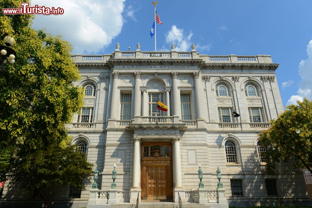 Immagine Il Palazzo Municipale di Hartford City Hall al 550 di Main Street, Connecticut (USA). E' stato costruito nel 1915 in stile Beaux-Arts.