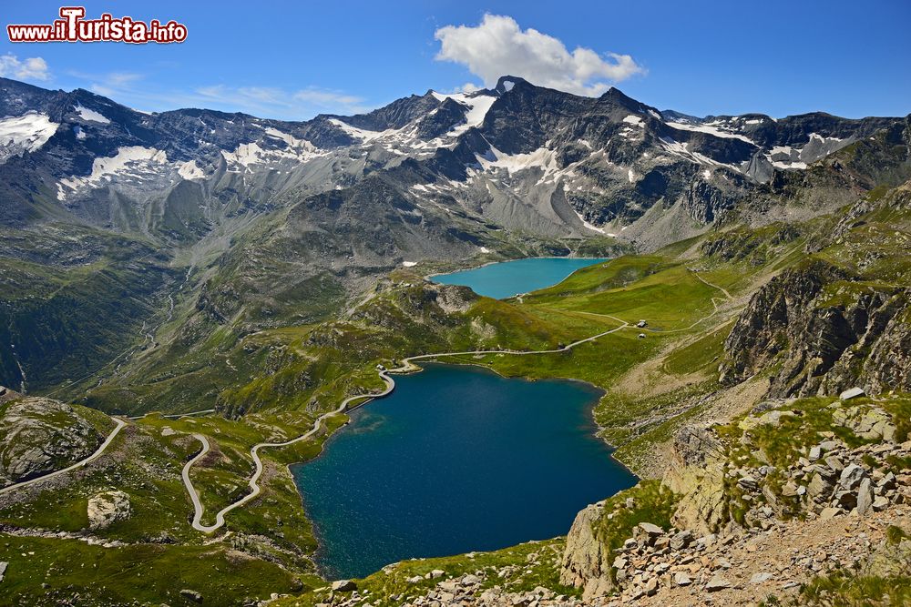 Immagine Il panorama dal Col du Nivolet sopra Ceresole Reale: siamo nel Parco Nazionale del Gran Paradiso.