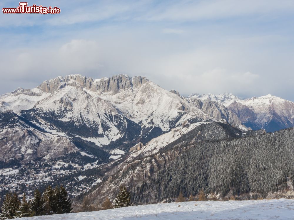 Immagine Il Panorama dal Monte Pora sopra Castione della Presolana