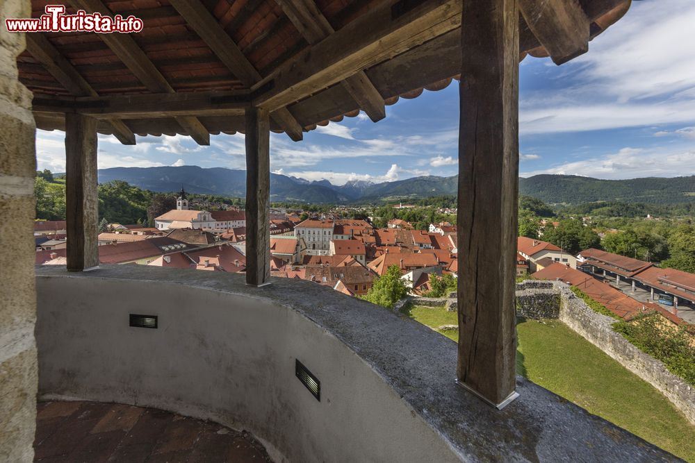 Immagine Il panorama dalla cappella di Mali grad che sovrasta Kamnik, in Slovenia