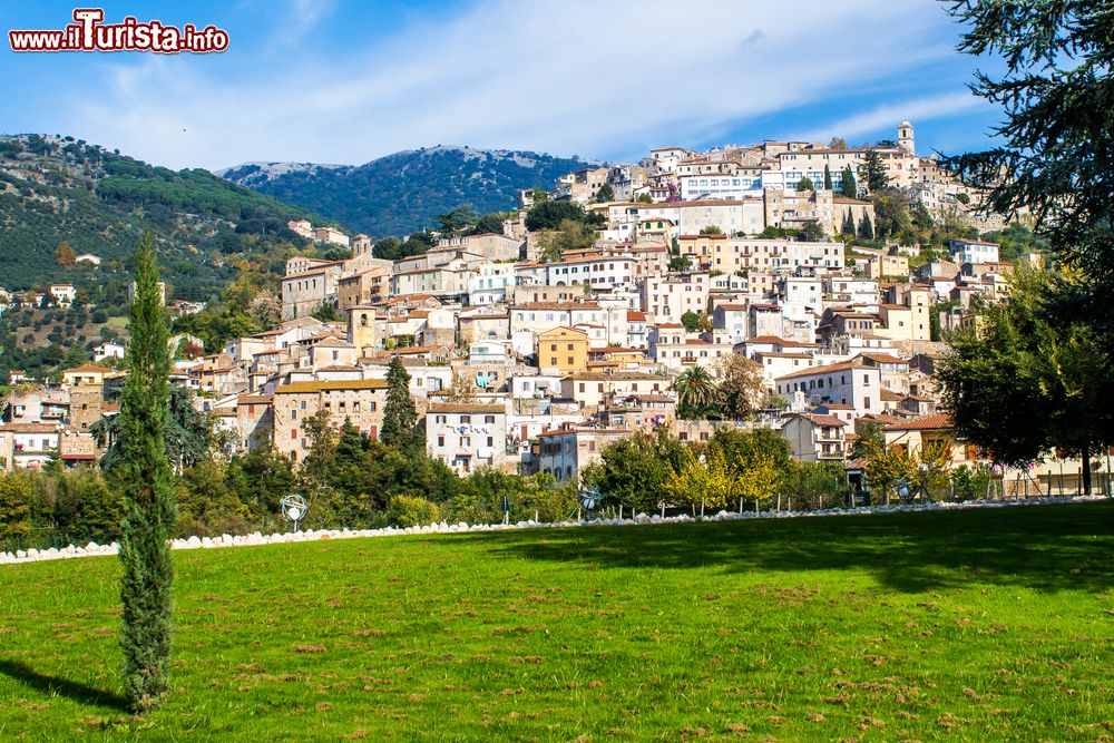 Immagine Il panorama del borgo di Cori nel Lazio, antica città della provincia di Latina