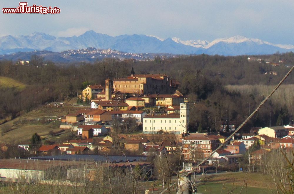 Le foto di cosa vedere e visitare a Monale