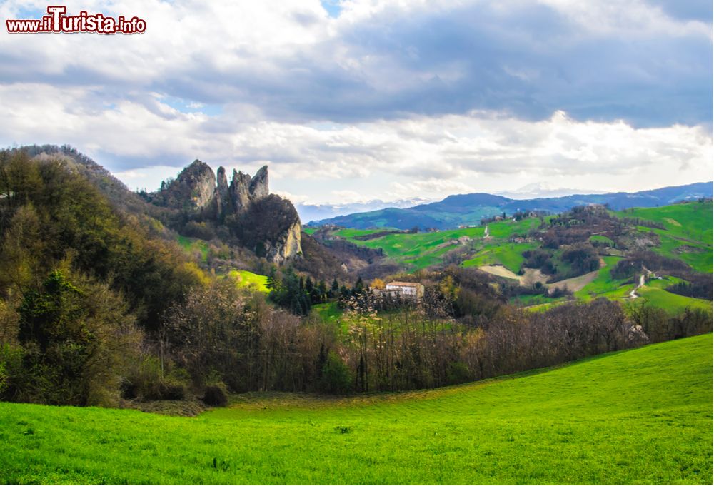 Immagine Il Parco regionale dei Sassi di Rocca Malatina vicino a Guiglia in Emilia