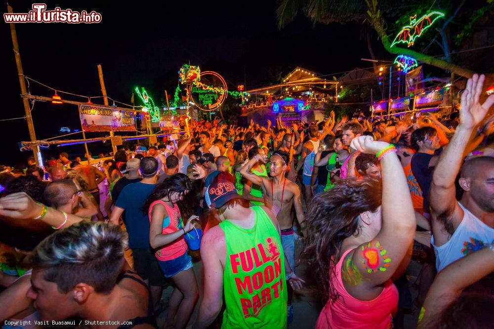 Immagine Il Party della Luna Piena a Koh Phangan in Thailandia - © Vasit Buasamui / Shutterstock.com