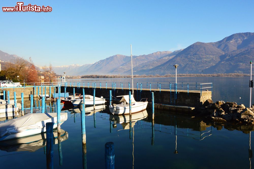 Immagine Il piccolo porto di Lovere, sul Lago d'Iseo, il quarto per estensione della Lombardia.