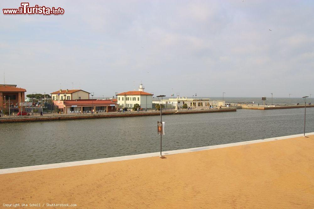 Immagine Il piccolo villaggio di pescatori a Porto Garibaldi, provincia di Ferrara - © Uta Scholl / Shutterstock.com