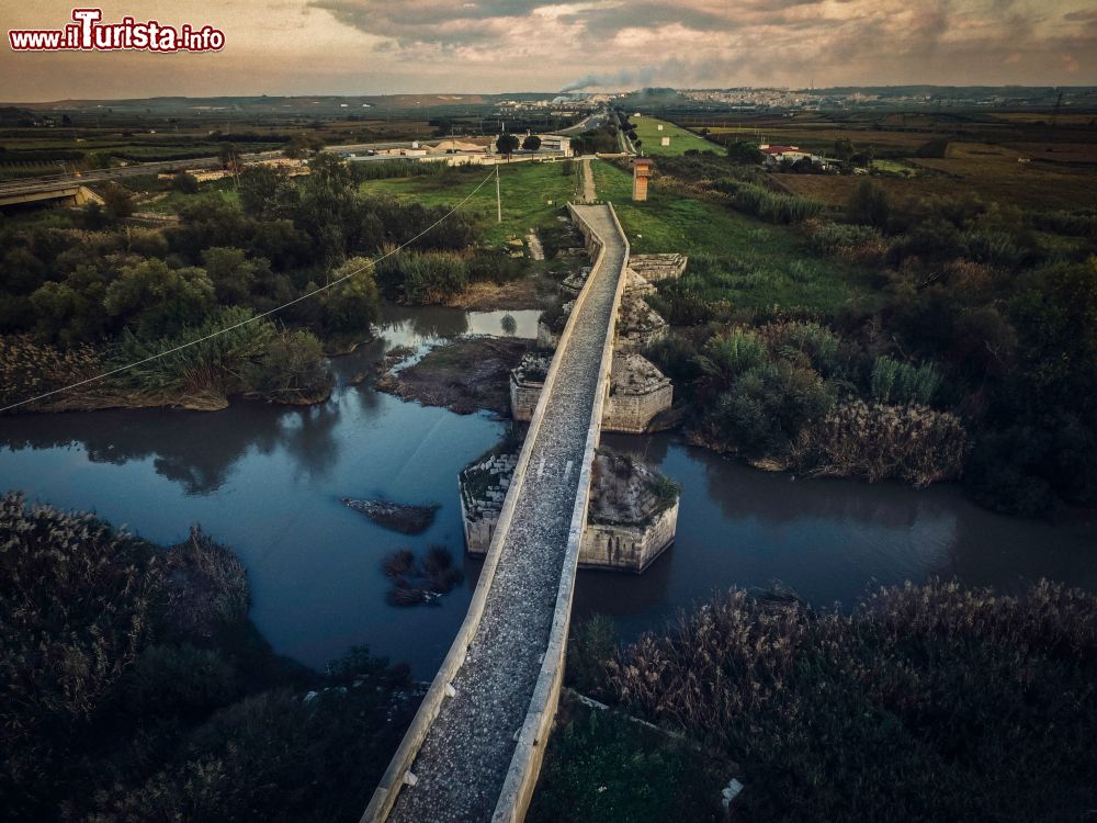 Immagine Il Ponte Romano sul fiume Ofanto vicino a Canosa di Puglia