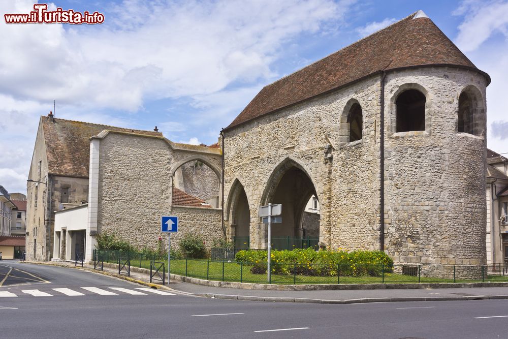 Immagine Il Priorato di Saint-Saviour a Melun. Si tratta di un complesso architettonico dell'XI secolo
