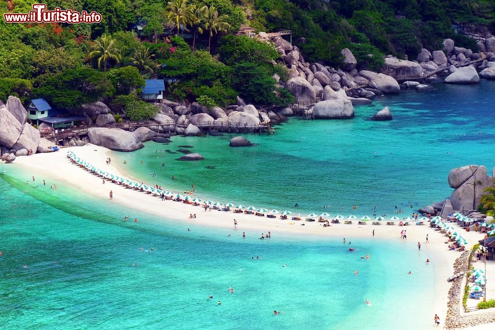 Immagine Il punto panoramico di Nang Yuan Island e la vista dell'istmo sabbioso, in Thailandia