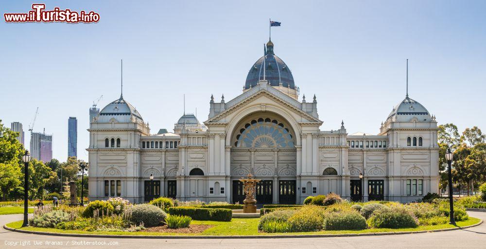 Immagine Il Royal Exhibition Building nella città di Melbourne, Australia: progettato dall'architetto Joseph Reed, venne completato nel 1880 in preparazione per la Melbourne International Exhibition- © Uwe Aranas / Shutterstock.com