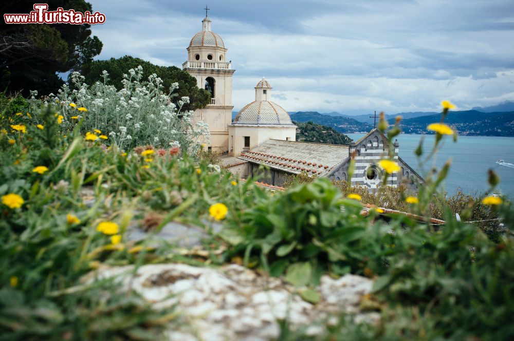Immagine Il Santuario della Madonna Bianca a Porto Venere in Liguria, provincia di La Spezia