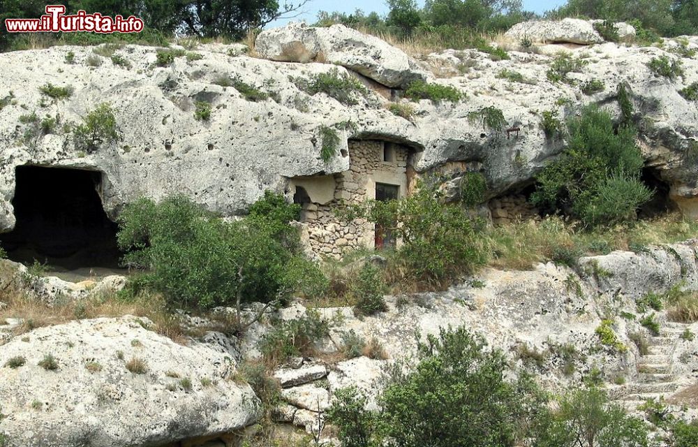 Immagine Il santuario della Madonna della Murgia, chiesa rupestre di Montescaglioso - © Franco Caputo - CC BY-SA 3.0, Wikipedia