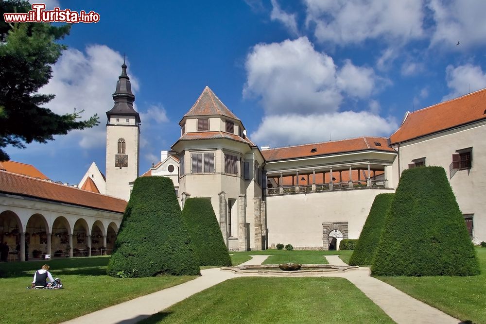 Immagine Il suggestivo castello di Telc, Repubblica Ceca. E' uno dei gioielli dell'architettura rinascimentale della Moravia.