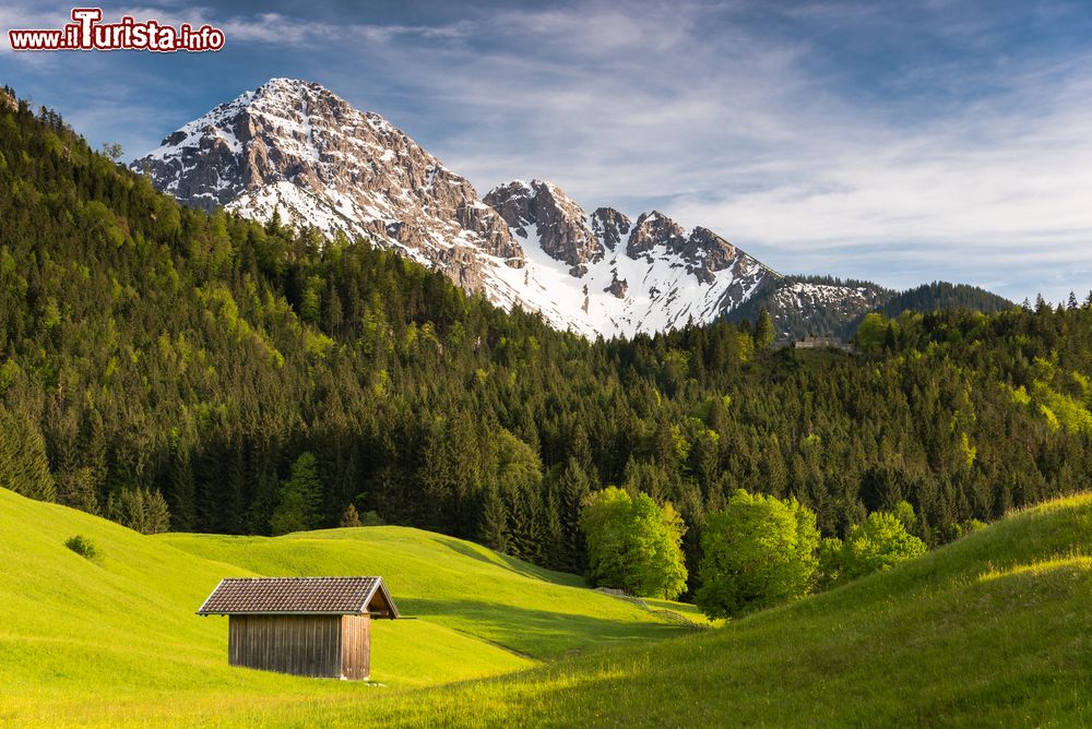 Immagine Il Tauernspitz vicino a Reutte nella regione del Tirolo in Austria