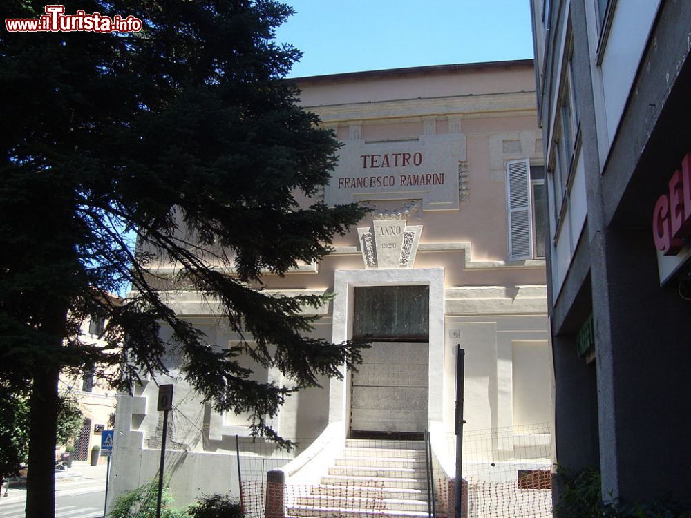 Immagine Il Teatro Francesco Ramarini si trova nel centro storico di Monterotondo nel Lazio - © LPLT, CC BY-SA 3.0, Wikipedia