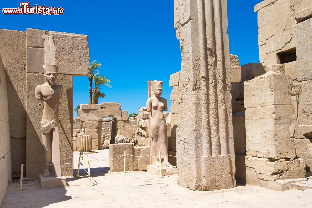 Immagine Il Tempio di Karnak a Luxor (Egitto). Si trova sulla riva destra del Nilo e si estende su una superficie di circa 300.000 metri quadrati.