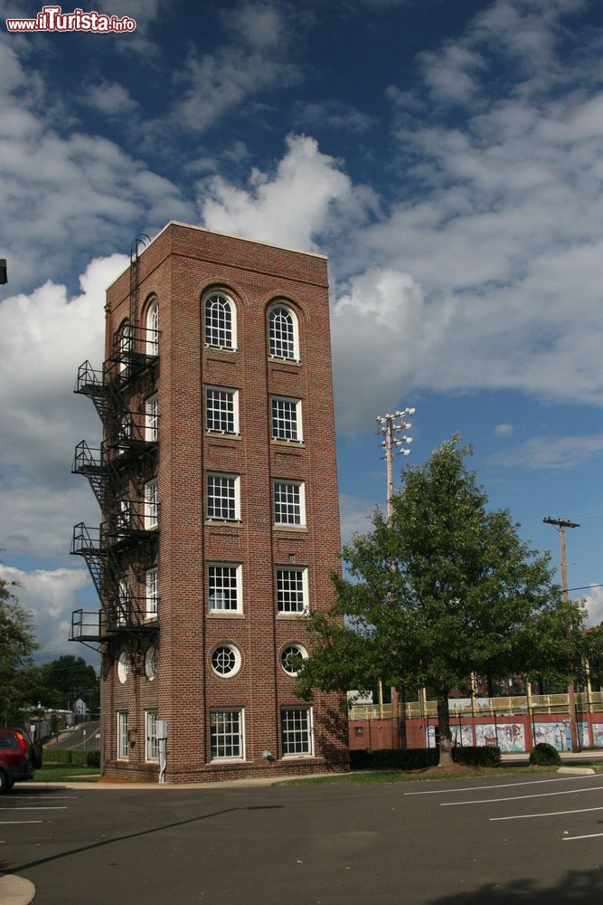 Immagine Il vecchio edificio della biblioteca alla Duke University di Durham, Carolina del Nord, Stati Uniti d'America.