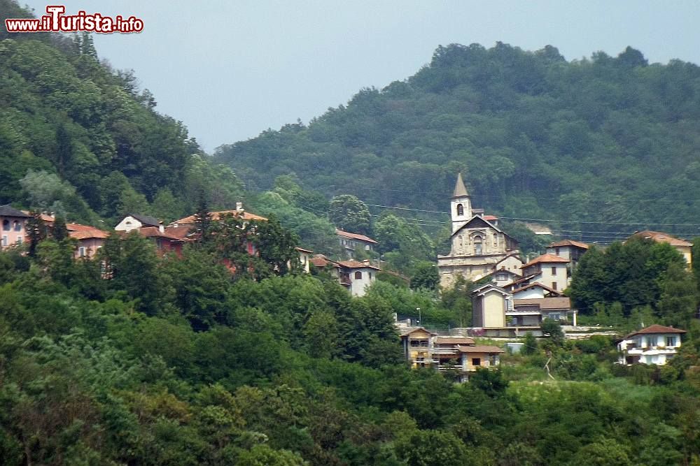 Immagine Il villaggio di Carcegna in Piemonte sul Lago d'Orta