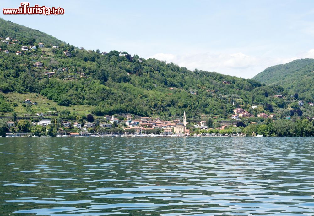 Immagine Il villaggio di Meina sul Lago Maggiore in Piemonte