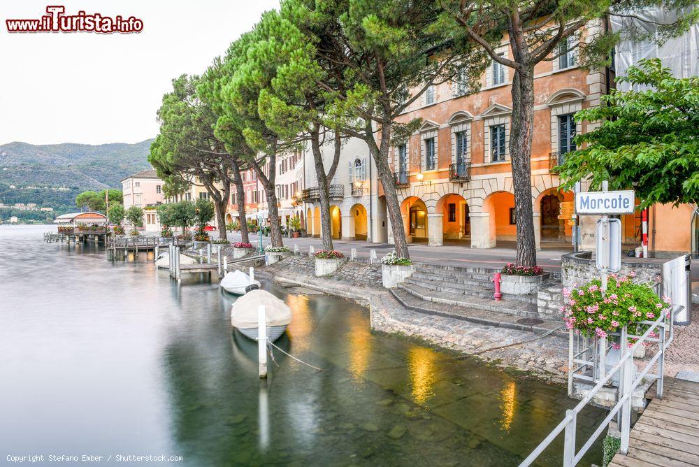 Immagine Il villaggio di Morcote con l'attracco sul lago di Lugano, Canton Ticino (Svizzera) - © Stefano Ember / Shutterstock.com