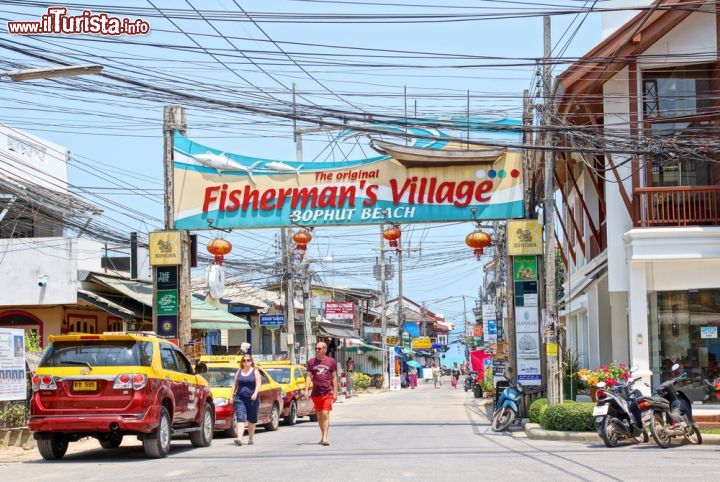 Immagine Il villaggio di pescatori di Bophut beach a Koh Samui in Thailandia - © Chantal de Bruijne / Shutterstock.com