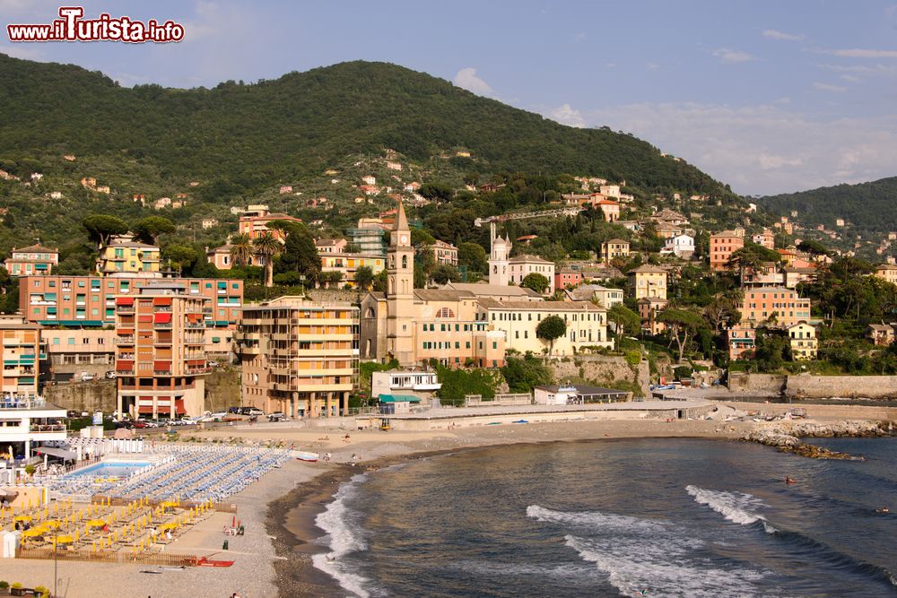 Immagine Il villaggio di Recco, Genova, Liguria. Questo antico borgo di marinai è abitato da poco più di 10 mila abitanti.