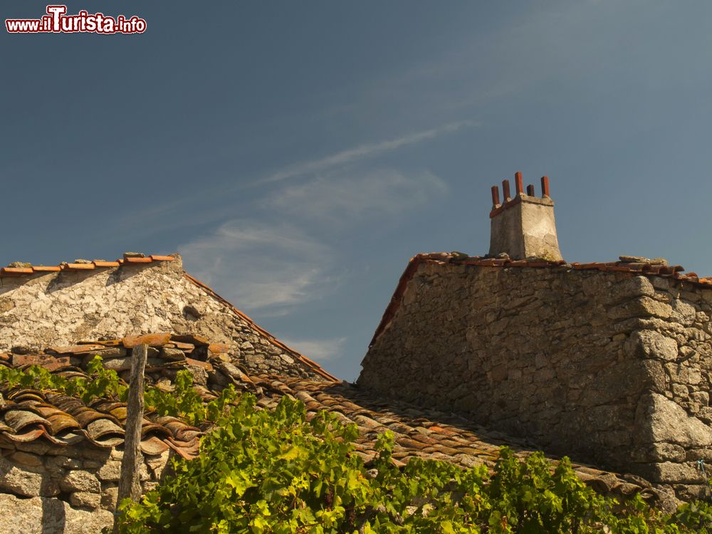 Immagine Il villaggio di Roof Crop nei pressi di Miranda do Douro, Portogallo.