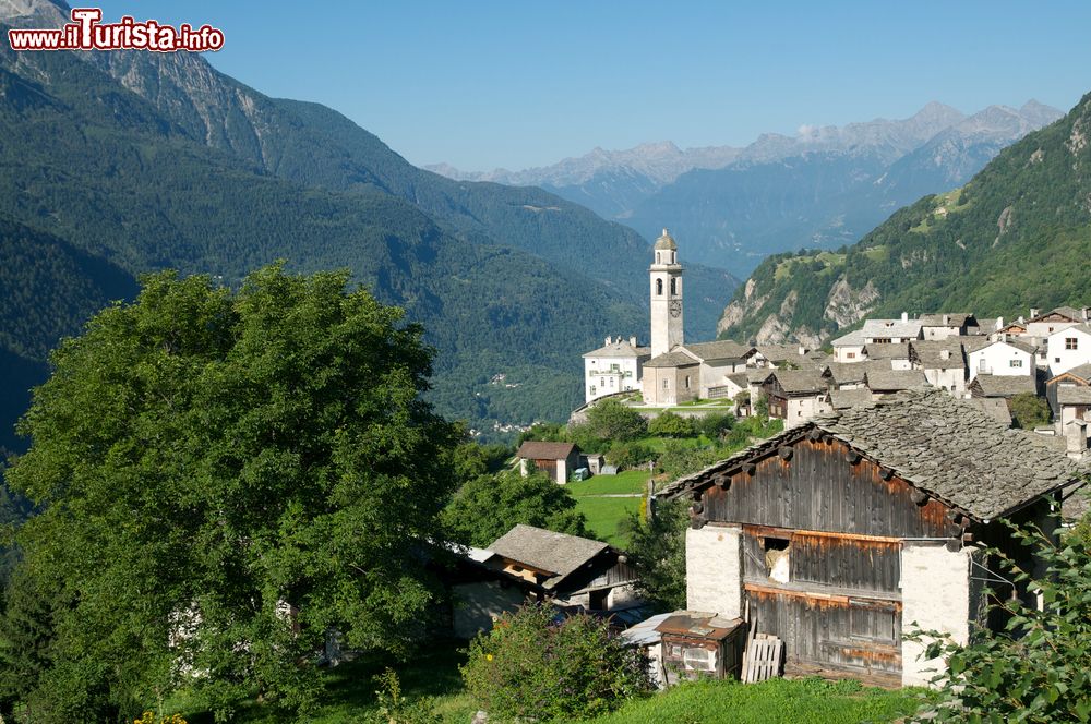 Immagine Il villaggio di Soglio si trova nella regione Bregaglia in Svizzera.