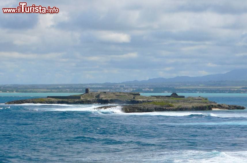 Immagine Ile de la Passe, costa sud dell'Isola di Mauritius - © Cniessen - Wikipedia