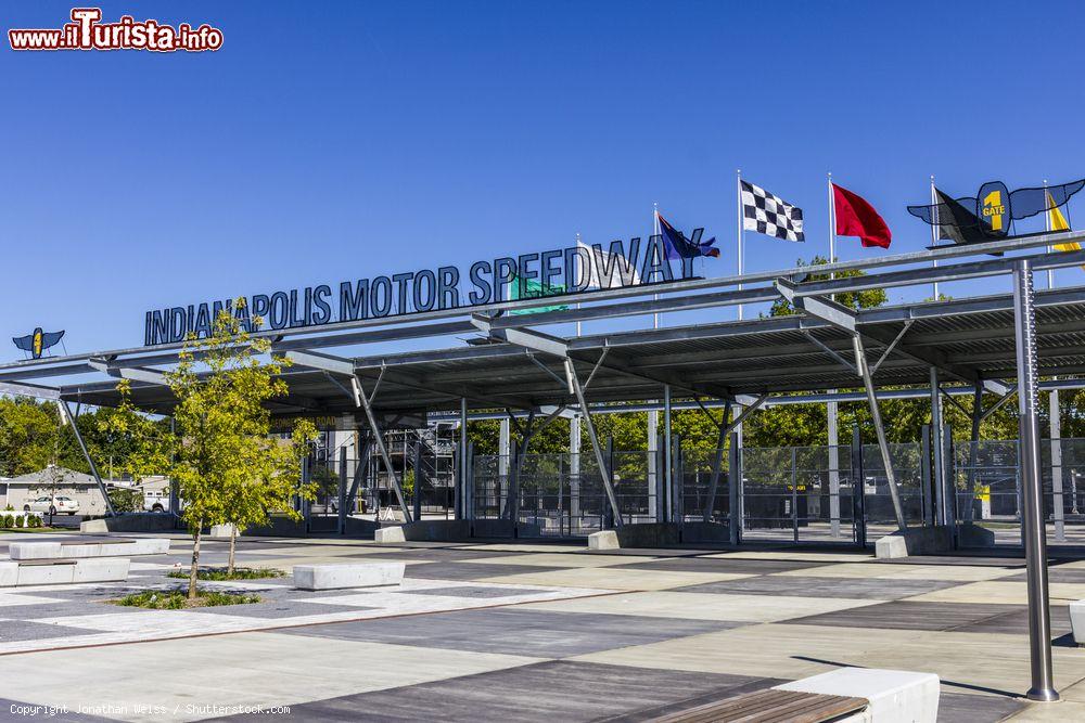 Immagine Ingresso 1 all'Indianapolis Motor Speedway nello stato dell'Indiana (USA) - © Jonathan Weiss / Shutterstock.com