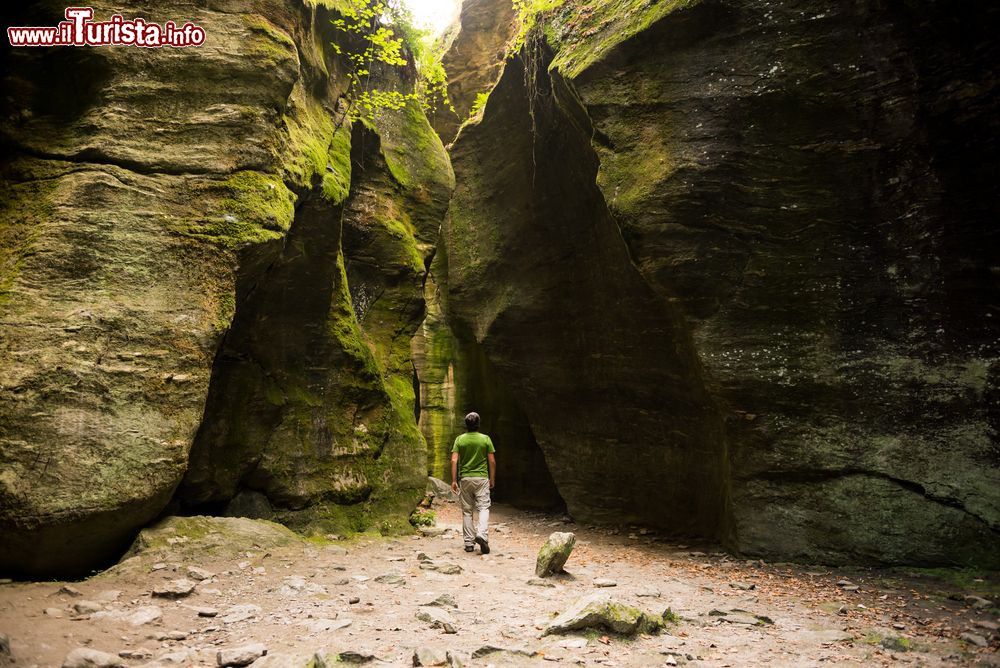 Immagine Ingresso delle gole di Uriezzo in Piemonte, si trovano a sud-ovest di Premia, Valle Antigorio