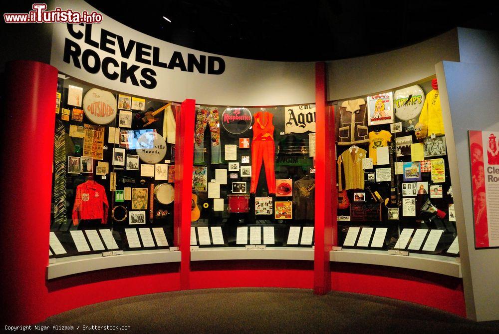 Immagine Interno del Rock and Roll Hall of Fame sul lungolago Erie shore a Cleveland, Ohio, USA - © Nigar Alizada / Shutterstock.com