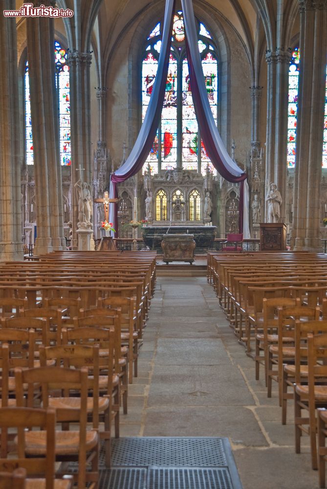 Immagine Interno della cattedrale di Limoges (Francia): la navata di Santo Stefano.