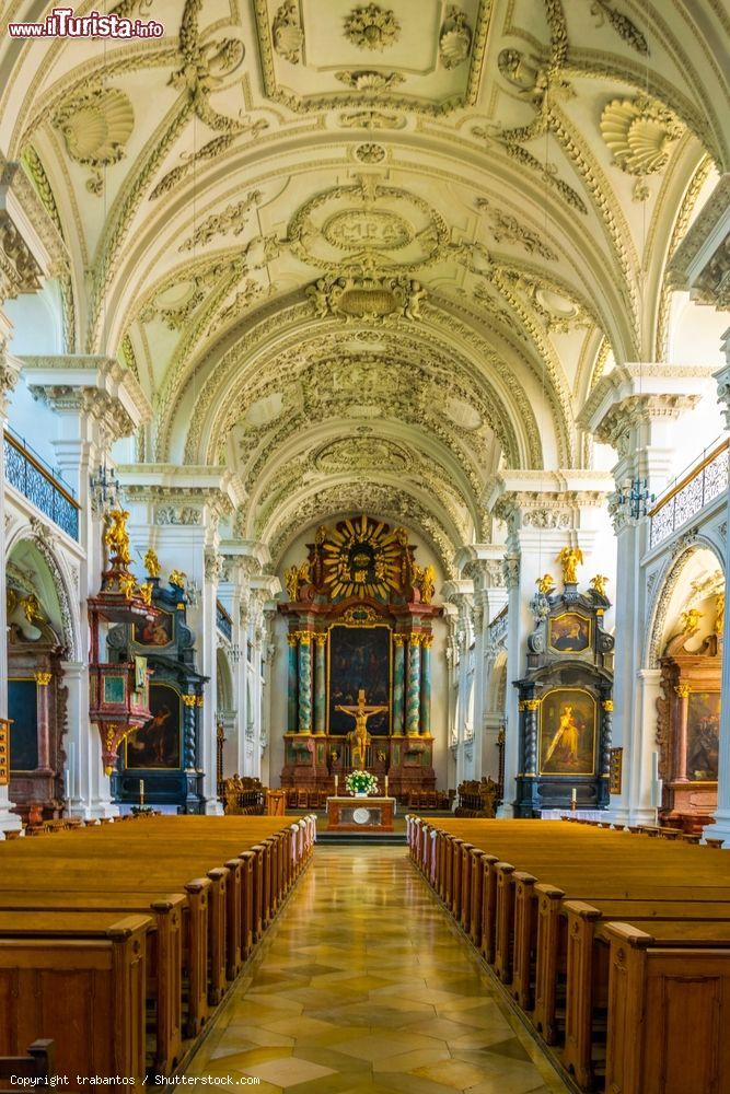 Immagine L'interno della Schlosskirche, la chiesa barcocca del castello di Friedrichshafen - © trabantos / Shutterstock.com