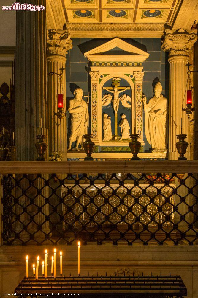 Immagine Interrno della Basilica di S. Maria, a Impruneta in Toscana - © William Hammer / Shutterstock.com