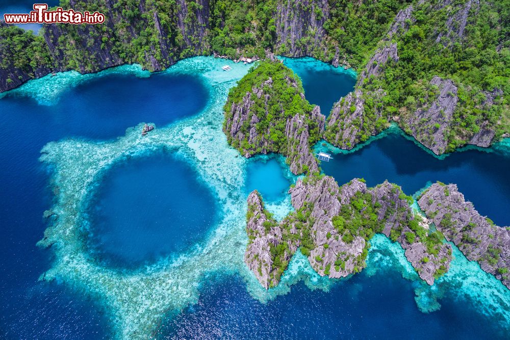 Immagine L'isola di Coron fa parte della provincia di Palawan nelle Filippine.