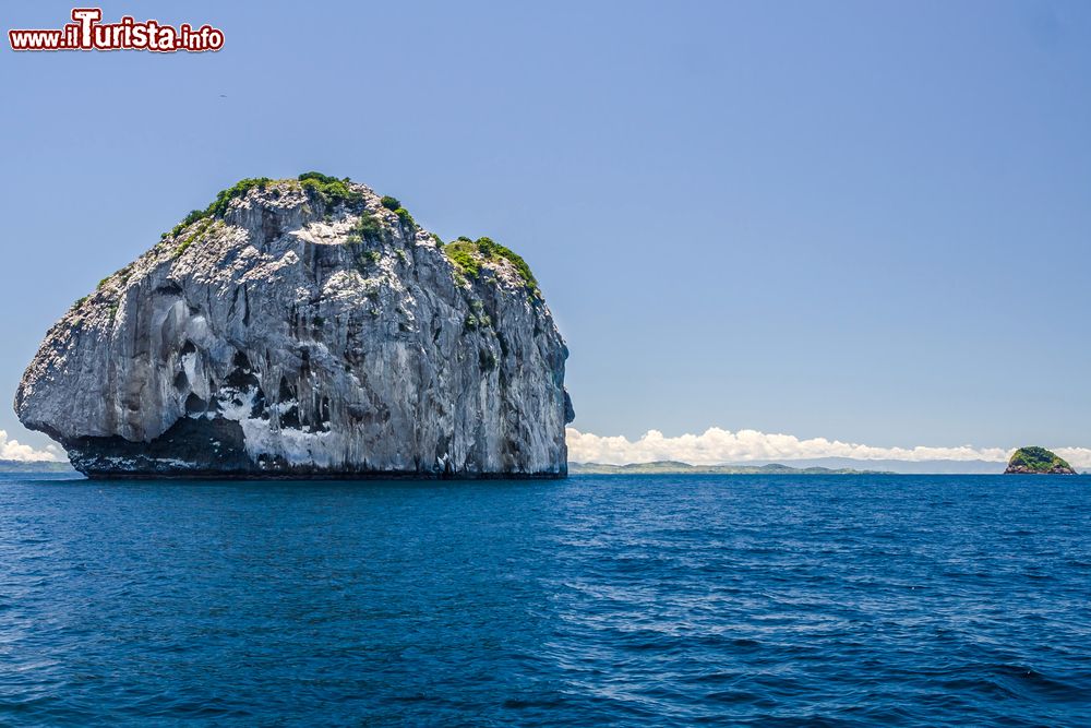 Immagine Isolotto dalle pareti scoscese nell'arcipelago di Mitsio nel nord del Madagascar.