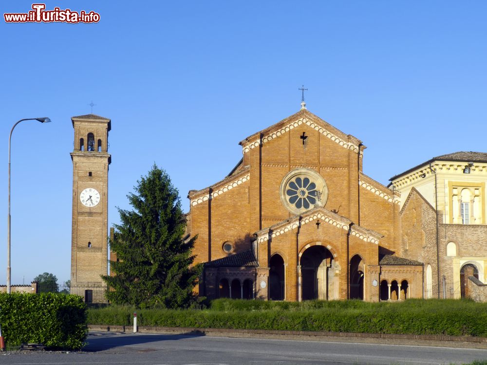 Immagine L'Abbazia di Chiaravalle della Colomba ad Alseno, Piacenza